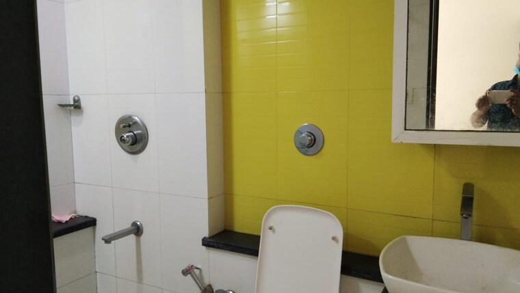 Bathroom, llyod-estate 2 Bedroom 755 Sq.Ft. Apartment In Wadala Mumbai 9601156