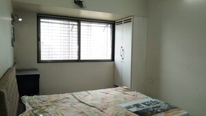 Room in 2 BHK Apartment at Llyod Estate, Wadala – for Rent