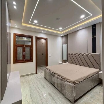 Bedroom in 4 BHK Builder Floor at Saket – for Rent