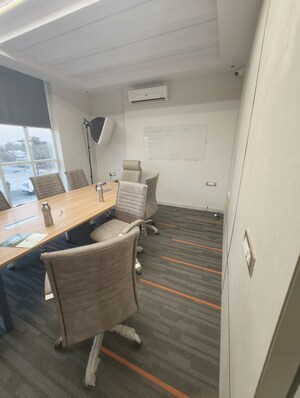 Team Area in  Office Space in IT/SEZ at Mansarovar Extension – for Rent