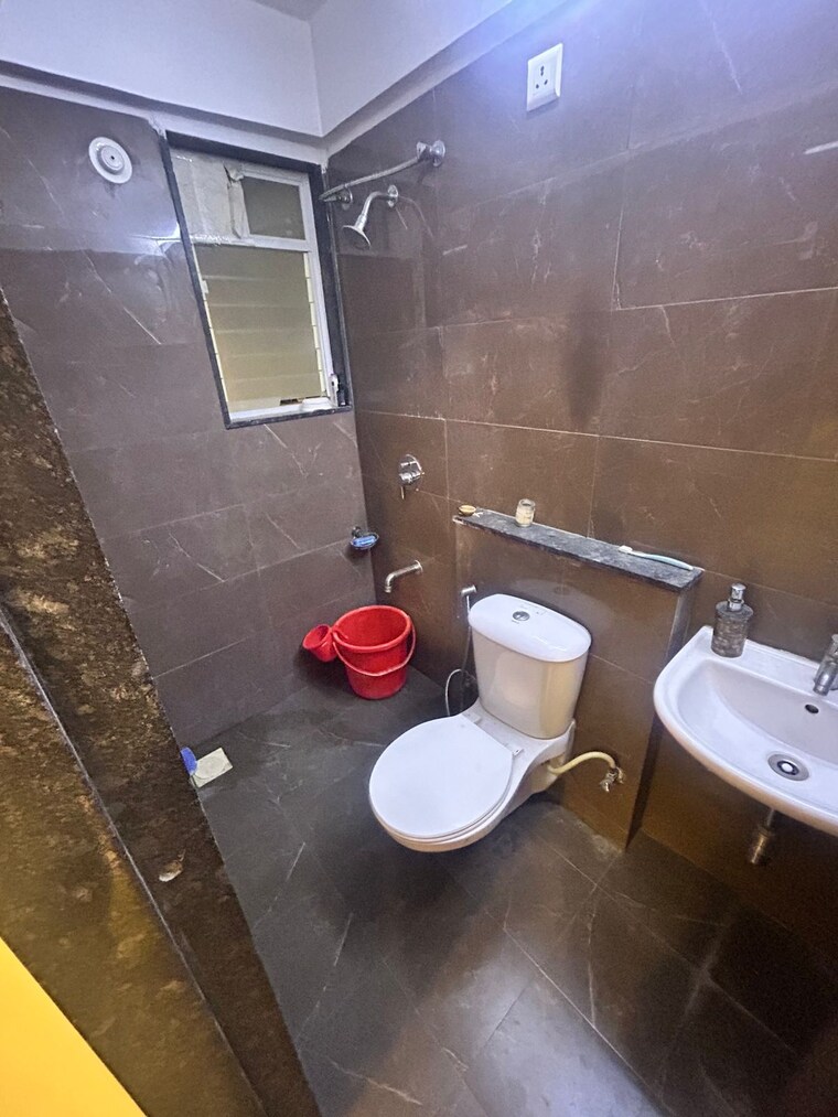 Bathroom, choice-goodwill-metropolis-west 1 Bedroom 520 Sq.Ft. Apartment In Lohgaon Pune 9601312