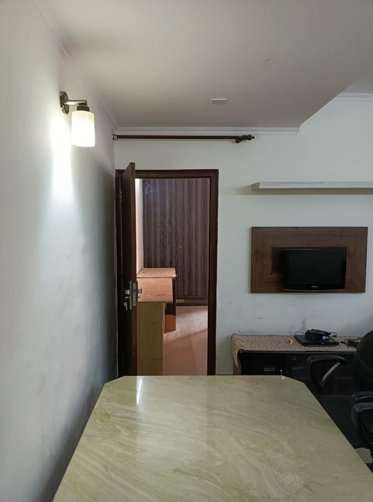 Room, sultanpur 2 Bedroom 1000 Sq.Ft. Builder Floor In Sultanpur Delhi 9601560