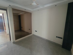 Room in 3 BHK Apartment at Anant Raj Ashok Estate, Sector 63a – for Rent