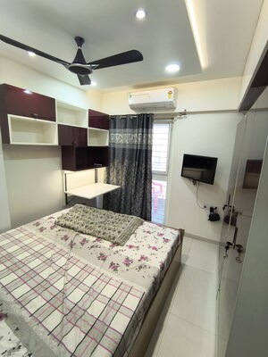 Master Bedroom in 3 BHK Apartment at Kohinoor Zen Estate, Kharadi – for Rent