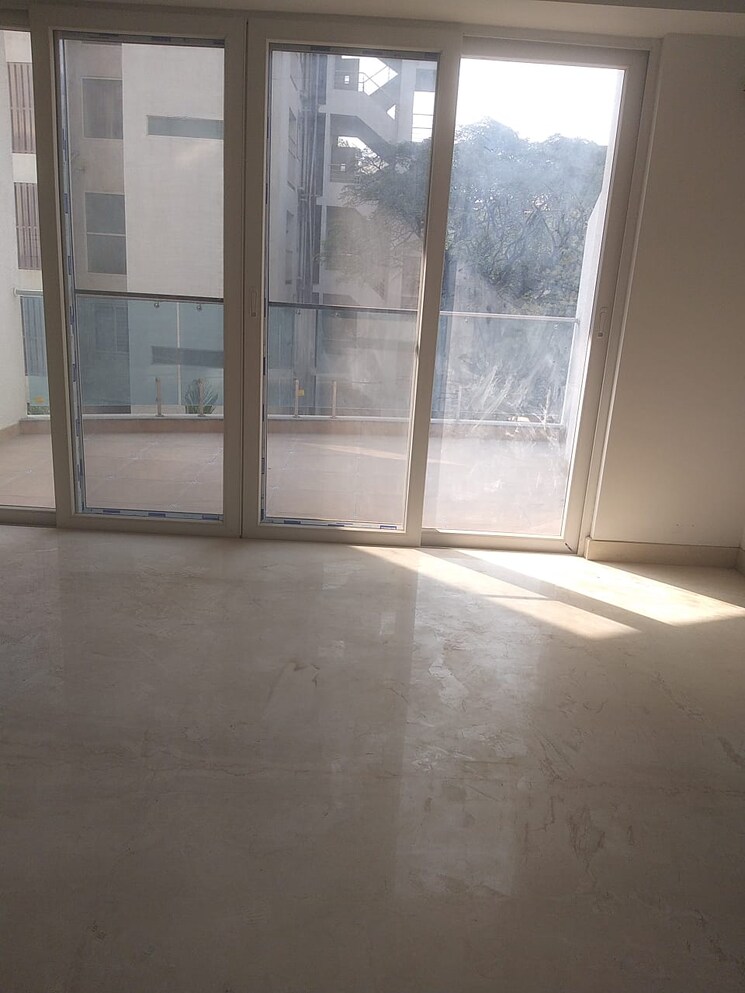 Bedroom, atur-salisbury-towers 4 Bedroom 3600 Sq.Ft. Builder Floor In Gultekdi Pune 9601653