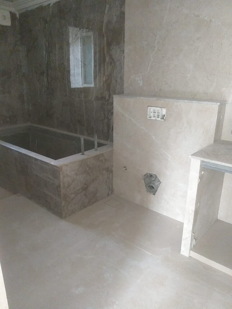 Attached Bathroom, atur-salisbury-towers 4 Bedroom 3600 Sq.Ft. Builder Floor In Gultekdi Pune 9601653
