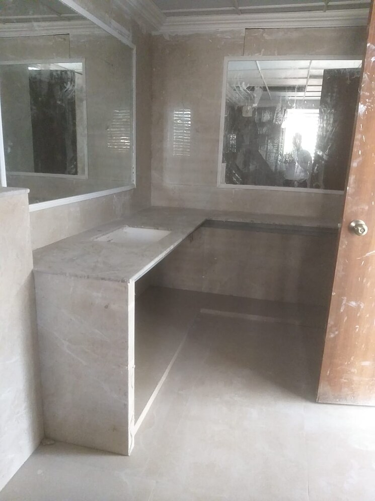 Attached Bathroom, atur-salisbury-towers 4 Bedroom 3600 Sq.Ft. Builder Floor In Gultekdi Pune 9601653