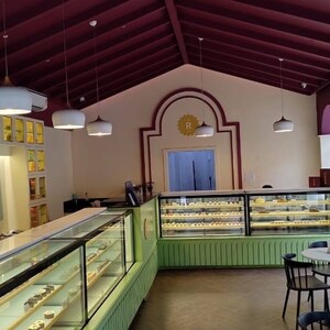  Shop For Rent in Viman Jewel, Viman Nagar