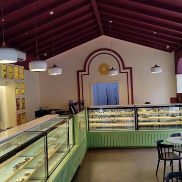  Shop For Rent in Viman Jewel, Viman Nagar