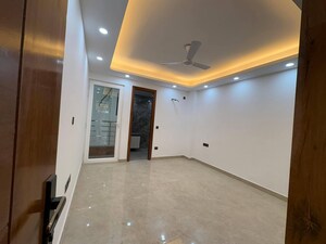 Master Bedroom in 3 BHK Builder Floor at Saket – for Rent