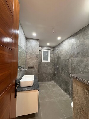 Master Bedroom in 3 BHK Builder Floor at Saket – for Rent