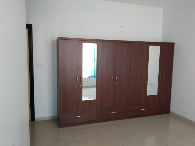 Bedroom, oberoi-realty-esquire 3 Bedroom 1367 Sq.Ft. Apartment In Goregaon East Mumbai 9601549