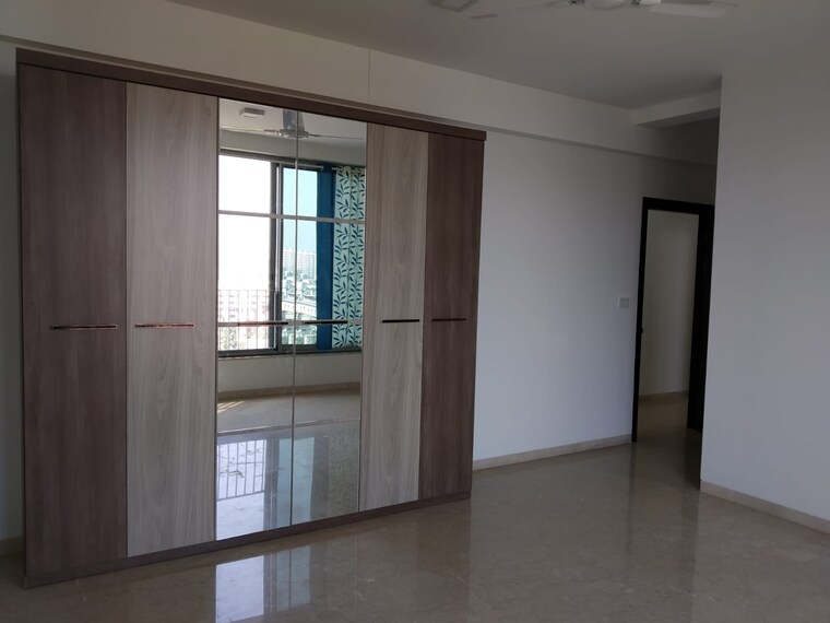 Bedroom, oberoi-realty-esquire 3 Bedroom 1367 Sq.Ft. Apartment In Goregaon East Mumbai 9601549