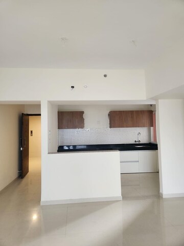 Room in 3 BHK Apartment at Avon Vista, Balewadi – for Rent