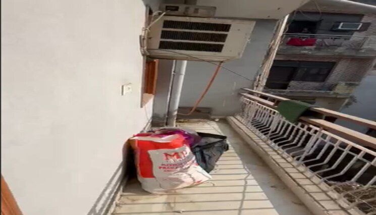 Balcony, patel nagar 1 Bedroom 312 Sq.Ft. Apartment In Patel Nagar Delhi 9601553