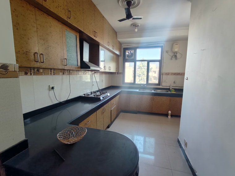 Kitchen, cghs-hewo-apartments 3 Bedroom 1430 Sq.Ft. Apartment In Sector 56 Gurgaon 9601650