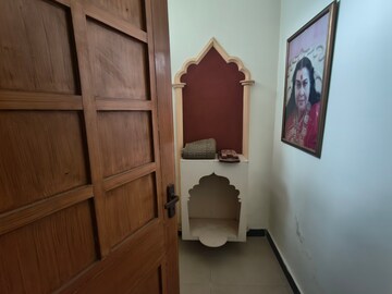 Furnished Amenities in 3 BHK Apartment at CGHS HEWO Apartments, Sector 56 – for Rent