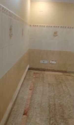 Furnished Amenities in 1 BHK Builder Floor at Paschim Vihar – for Rent
