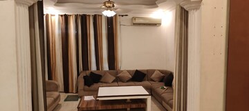 Room in  Pg at Vivekanandapuri – for Rent