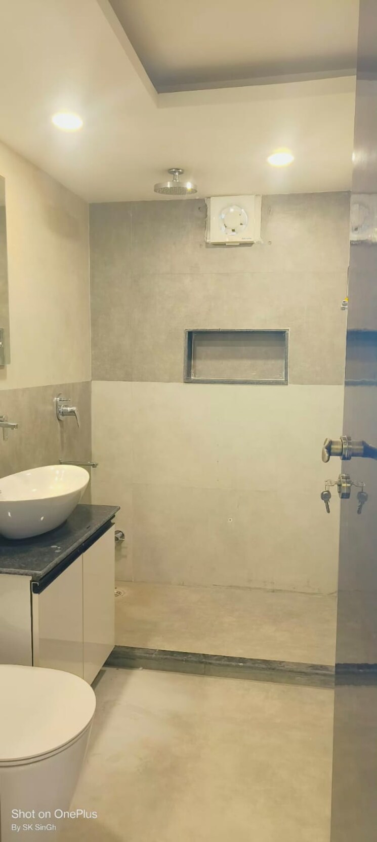 Bathroom, sector 4 dwarka 4 Bedroom 2200 Sq.Ft. Apartment In Sector 4 Dwarka Delhi 9601675