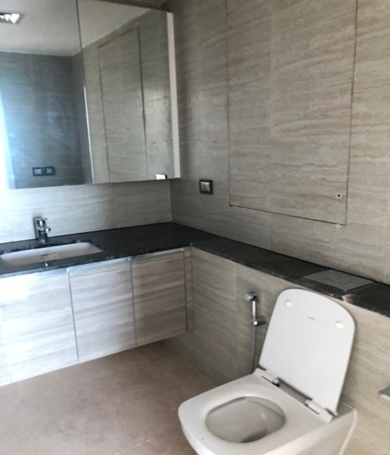 Bathroom, sector 54 4 Bedroom 3535 Sq.Ft. Apartment In Sector 54 Gurgaon 9601989