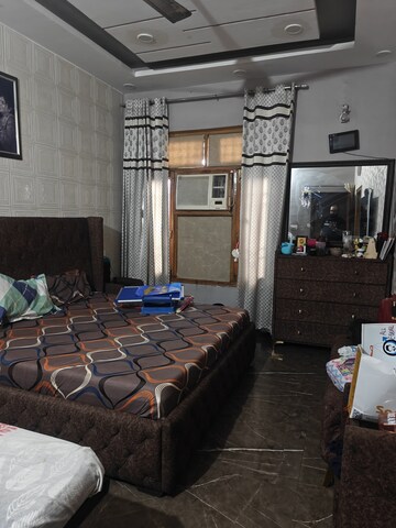 Bedroom in 5 BHK Independent House at Patiala Road – for Sale