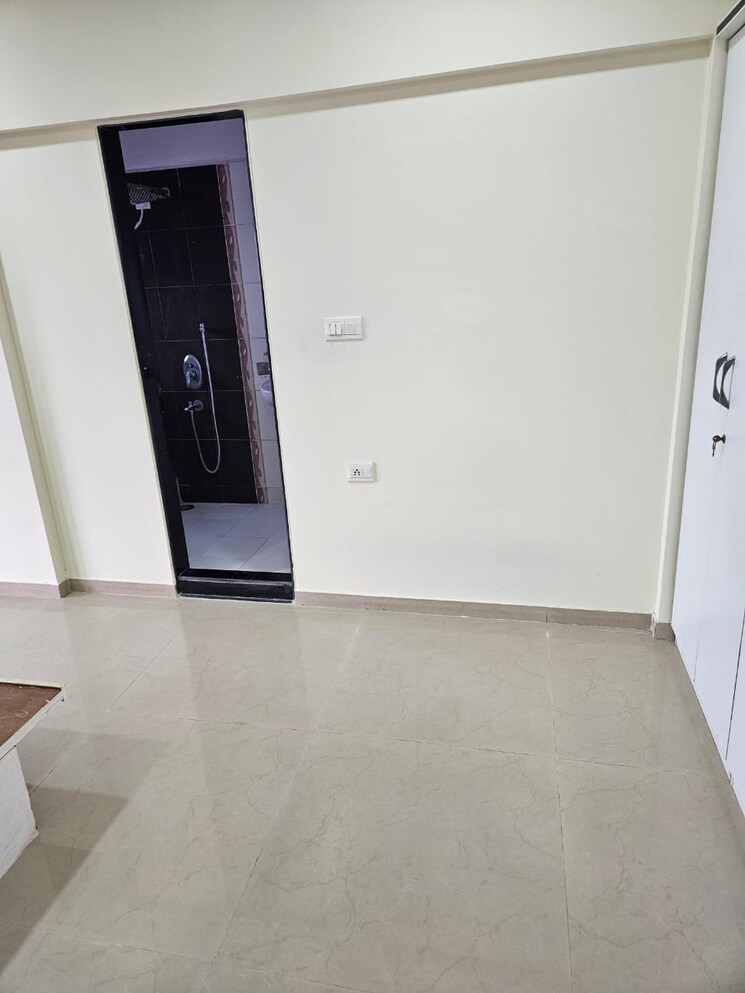 Room, siroya-marina 3.5 Bedroom 1500 Sq.Ft. Apartment In Mazgaon Mumbai 9601965