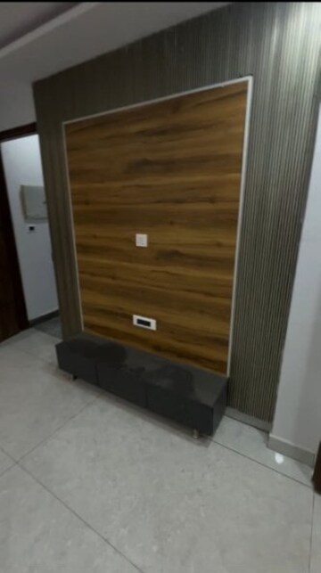 Furnished Amenities in 3 BHK Builder Floor at RPS Palm Drive, Sector 88 – for Rent