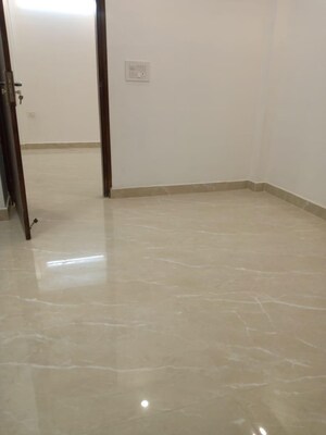2 BHK Builder Floor For Rent in Saket