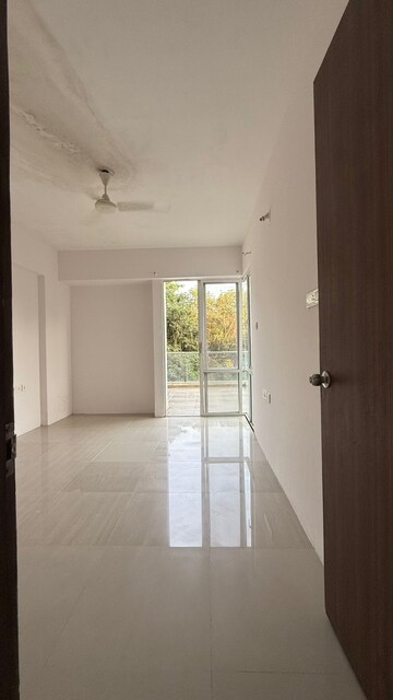 Room in 2.5 BHK Apartment at Maple Feel Bliss, Bavdhan – for Sale