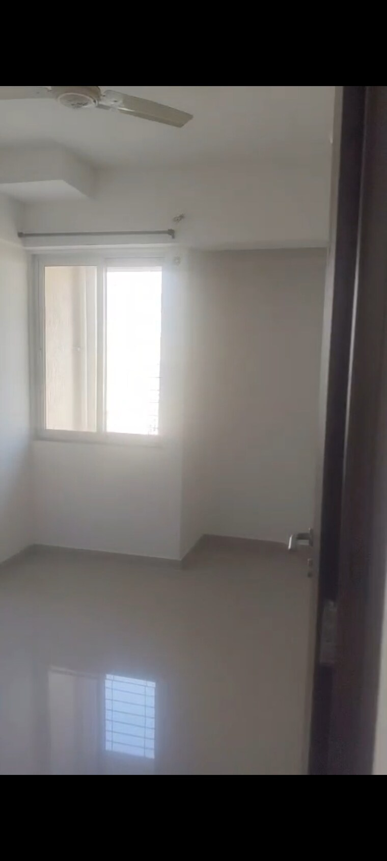 Room, puraniks-tokyo-bay Studio 310 Sq.Ft. Apartment In Kasarvadavali Thane 9602017