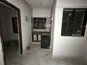 Room in 1 BHK Apartment at Promesa Midtown, Ghatkopar East – for Rent
