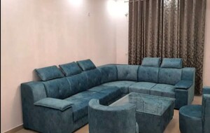 Living Room in 3 BHK Apartment at Gomti Nagar – for Rent