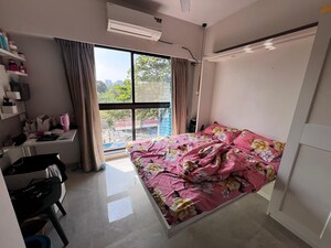 Bedroom in 1 BHK Apartment at Andheri West – for Rent