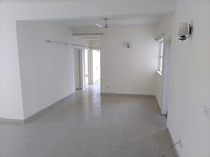 Room in 4 BHK Apartment at Tulip Purple, Sector 69 – for Rent