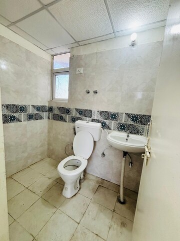 3 BHK Apartment For Rent in Signature Global Prime, Sector 63a