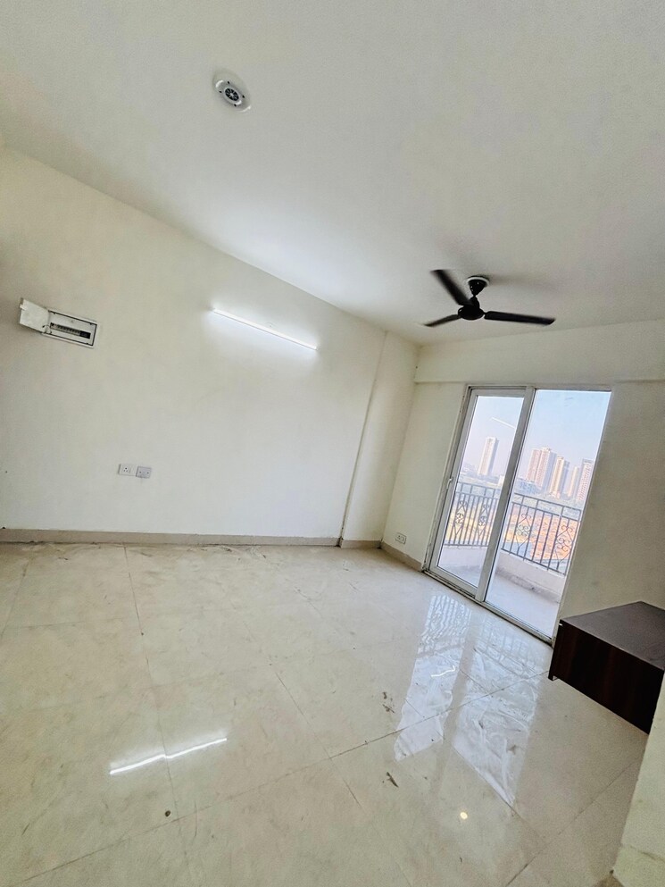 undefined, signature-global-prime 3 Bedroom 716 Sq.Ft. Apartment In Sector 63a Gurgaon 9602073