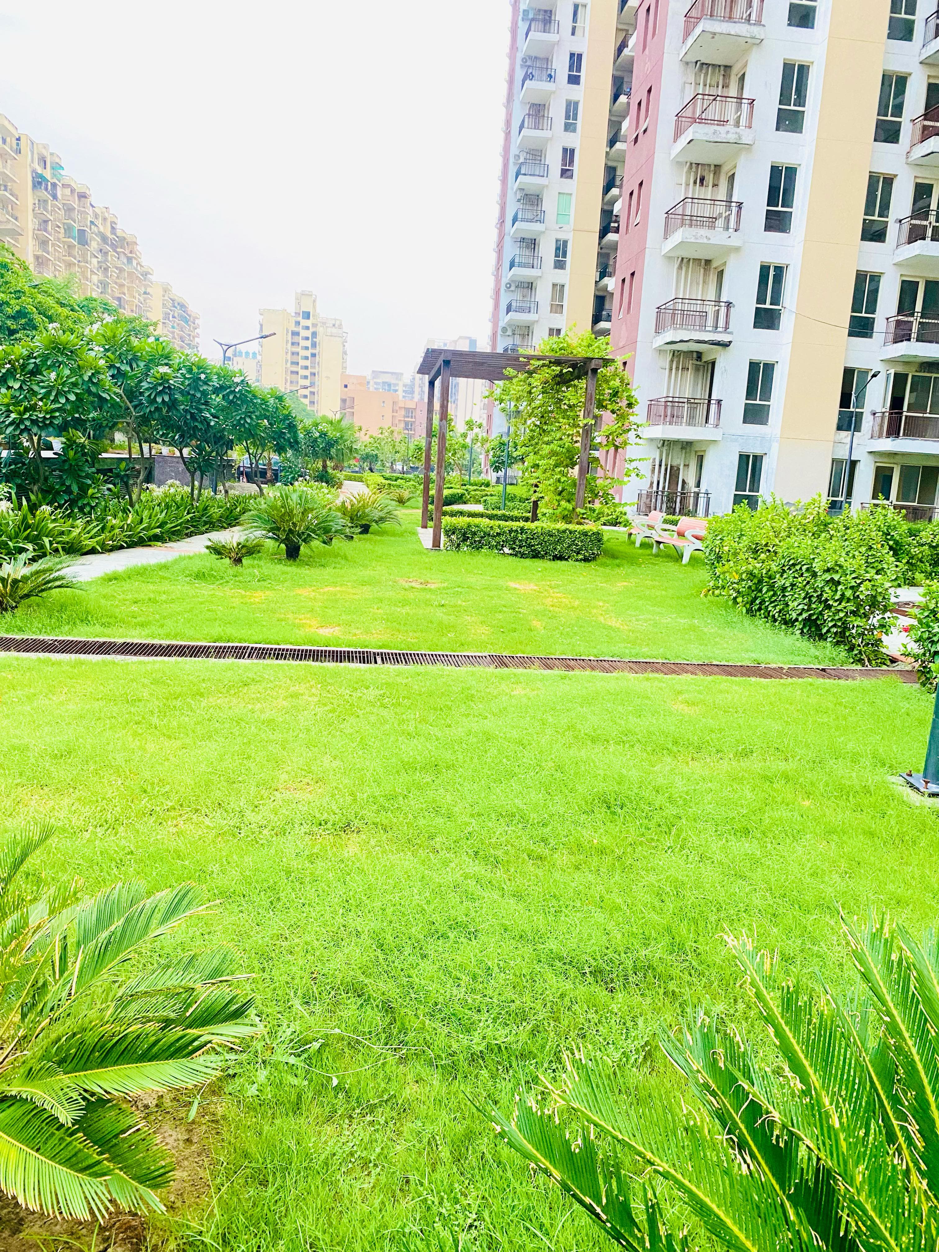3 BHK 1911 Sq.Ft. Apartment in 3C Orris Greenopolis