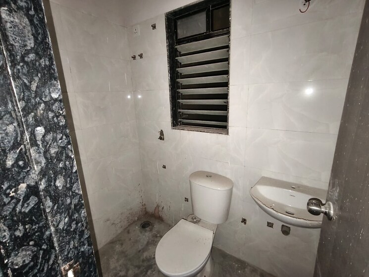 Bathroom, promesa-midtown 1 Bedroom 230 Sq.Ft. Apartment In Ghatkopar East Mumbai 9602034