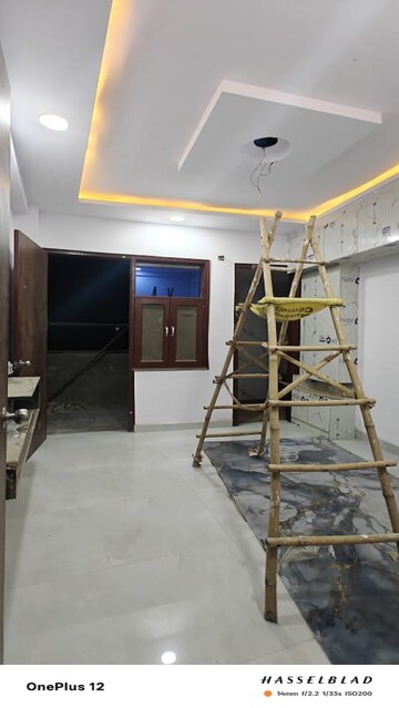 2 BHK Builder Floor For Sale in Sector 73