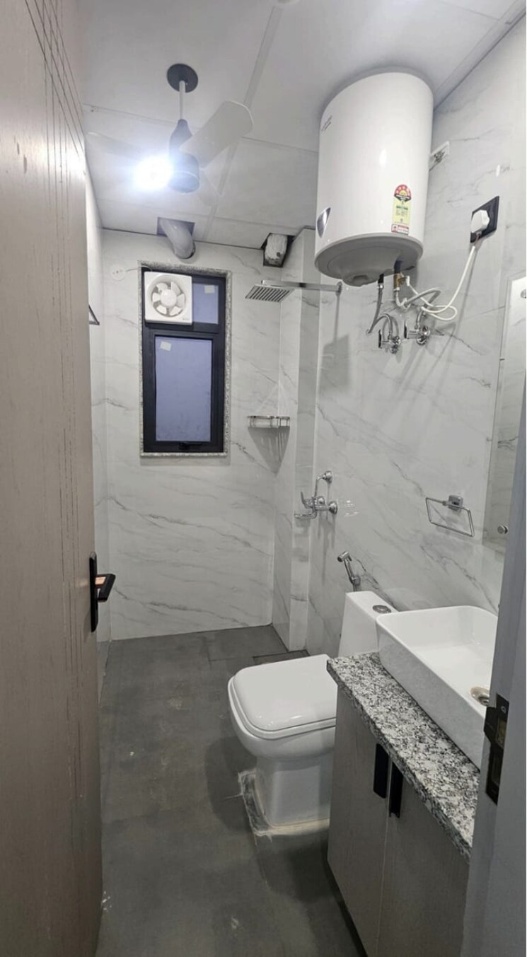 Bathroom, sector 45 1 Bedroom 755 Sq.Ft. Builder Floor In Sector 45 Gurgaon 9602117