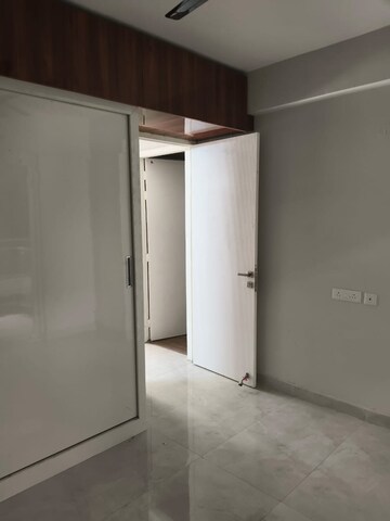 Room in 3 BHK Apartment at SS Mayfield Gardens, Sector 51 – for Rent