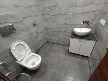 Attached Bathroom in 2 BHK Builder Floor at Janakpuri – for Sale