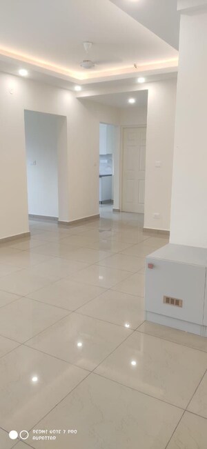 Room in 4 BHK Apartment at Nitesh Caesars Palace, Kanakapura Road – for Rent