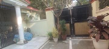 4 BHK Apartment – Entrance View at Vasant Kunj - for Rent