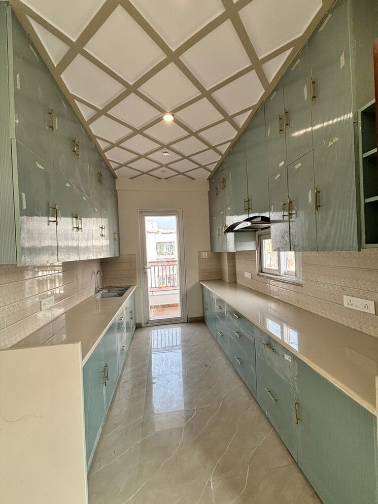 Kitchen, ardee-city 3 Bedroom 1830 Sq.Ft. Apartment In Sector 52 Gurgaon 9602211