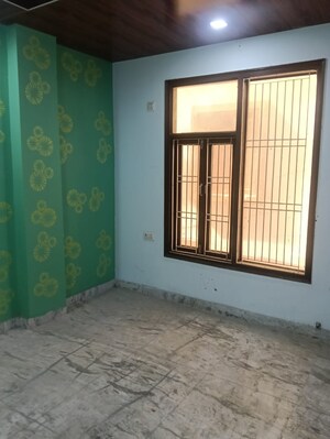 Room in 3.5 BHK Builder Floor at Burari – for Rent