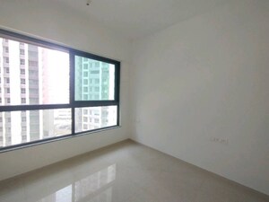 Room in 2 BHK Apartment at Kalpataru Immensa B, Kolshet Road – for Rent