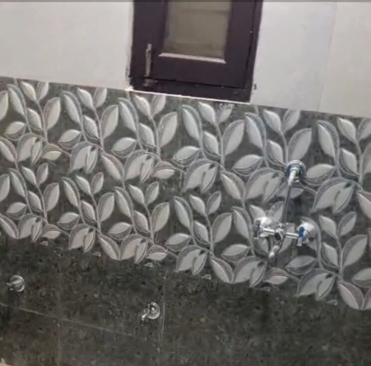  Parking, lucky-the-palm-valley 2 Bedroom 950 Sq.Ft. Builder Floor In Sector 1 Greater Noida Greater Noida 9602375