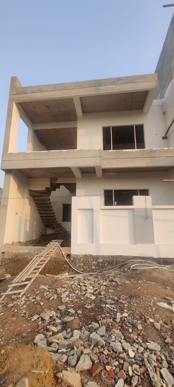 3 BHK Villa – Exterior View View at Gomti Nagar - for Sale